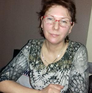 Девушки в Арсеньеве: Ланочка, 58 - ищет парня из Арсеньева