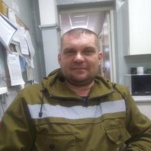 Парни в Саяногорске: Алексей, 46 - ищет девушку из Саяногорска