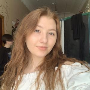 Девушки в Казани (Татарстан): Камиля, 19 - ищет парня из Казани (Татарстан)