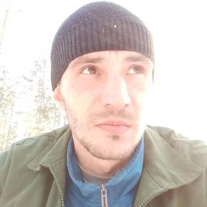 Юрий, 28 лет, Новоалтайск