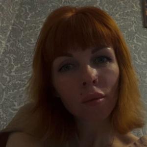 Девушки в Новосибирске: Aleksandra, 35 - ищет парня из Новосибирска