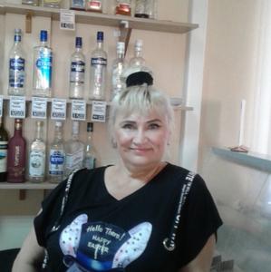 Девушки в Ижевске: Марина Шкляева, 58 - ищет парня из Ижевска