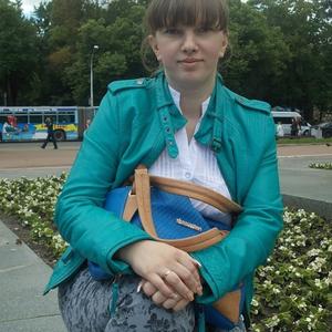 Девушки в Пскове: Ирина, 38 - ищет парня из Пскова