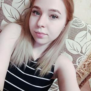 Девушки в Ульяновске: Лера, 18 - ищет парня из Ульяновска