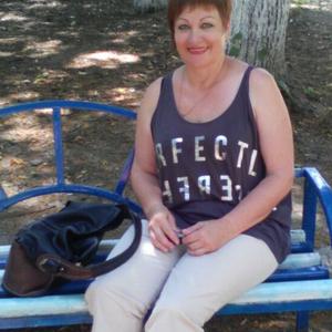 Девушки в Курганинске: Людмила, 61 - ищет парня из Курганинска
