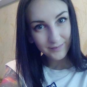 Девушки в Петрозаводске: Анна, 29 - ищет парня из Петрозаводска
