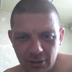 Игорь, 39 лет, Березовский