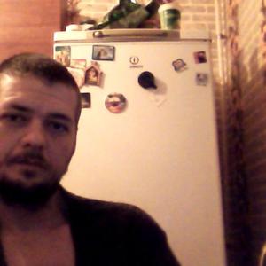 Парни в Саратове: Антон, 42 - ищет девушку из Саратова