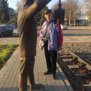Парни в Кореновске: Сергей, 70 - ищет девушку из Кореновска