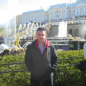 Парни в Выборге: Андрей, 44 - ищет девушку из Выборга
