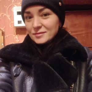 Девушки в Екатеринбурге: Юлия, 42 - ищет парня из Екатеринбурга