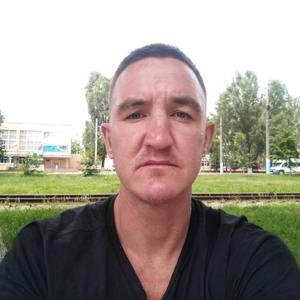 Парни в Новомосковске: Сергей, 38 - ищет девушку из Новомосковска