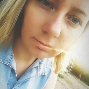 Девушки в Светогорске: Лада, 40 - ищет парня из Светогорска