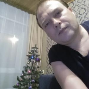 Парни в Бердске: Артём, 39 - ищет девушку из Бердска
