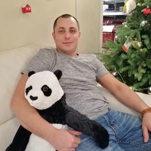 Александр, 38 лет, Омск