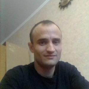 Парни в Омске: Кирилл, 31 - ищет девушку из Омска