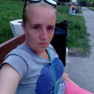 Девушки в Саратове: Алена, 33 - ищет парня из Саратова