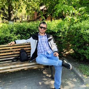 Парни в Волгограде: Руслан, 39 - ищет девушку из Волгограда