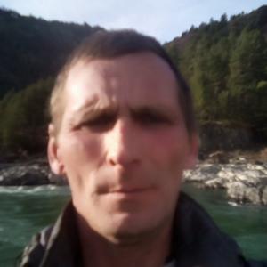 Парни в Чемал: Алексей Кипарисов, 51 - ищет девушку из Чемал