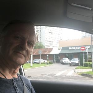 Александр, 66 лет, Одинцово