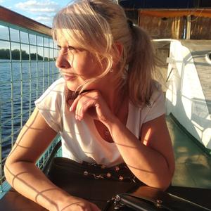 Девушки в Саратове: Оксана Пономарева, 42 - ищет парня из Саратова