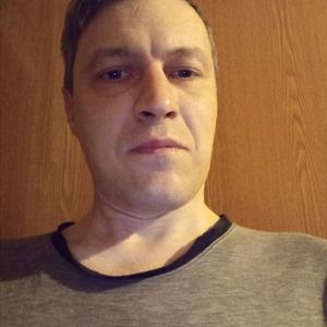 Парни в Томске: Антон, 39 - ищет девушку из Томска