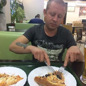 Парни в Шахты: Олег, 37 - ищет девушку из Шахты