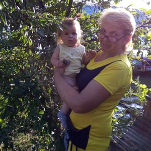 Девушки в Липецке: Вера, 55 - ищет парня из Липецка
