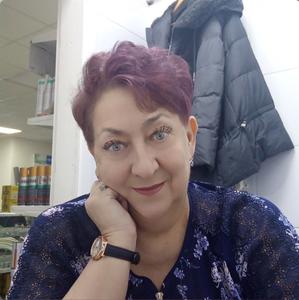 Девушки в Челябинске: Галина, 67 - ищет парня из Челябинска
