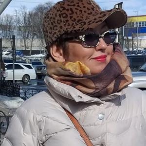 Девушки в Петропавловске-Камчатском: Ирина, 58 - ищет парня из Петропавловска-Камчатского