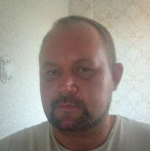 Парни в Ессентуках: Владимир, 42 - ищет девушку из Ессентуков