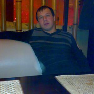 Парни в Череповце: Алексей, 38 - ищет девушку из Череповца