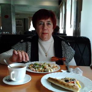 Девушки в Саратове: Любовь, 73 - ищет парня из Саратова