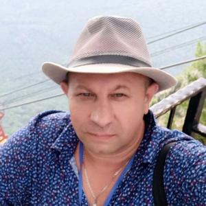 Парни в Шатуре: Сергей, 45 - ищет девушку из Шатуры