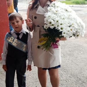 Девушки в Томске: Анна, 39 - ищет парня из Томска