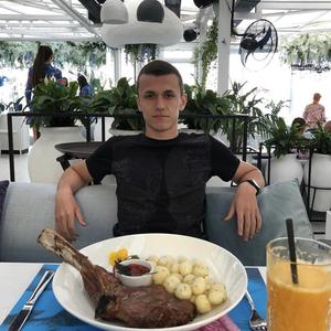 Артем, 24 года, Киев