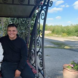 Парни в Александровская (Кабардино-Балкария): Виктор, 18 - ищет девушку из Александровская (Кабардино-Балкария)