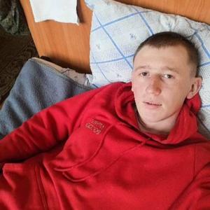 Вадим, 25 лет, Калач