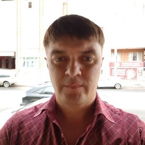 Парни в Томске: Вадим Шевцов, 45 - ищет девушку из Томска