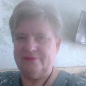 Девушки в Прокопьевске: Валентина, 73 - ищет парня из Прокопьевска