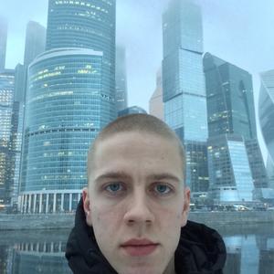 Парни в Болхове: Борис, 25 - ищет девушку из Болхова