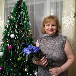 Девушки в Заринске: Ирина Овчинникова, 48 - ищет парня из Заринска