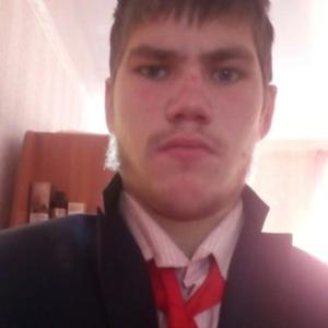 Парни в Чистополе (Татарстан): Руслан, 22 - ищет девушку из Чистополя (Татарстан)