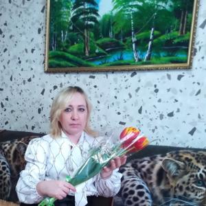 Девушки в Сызрани: Олечка Кутумова, 49 - ищет парня из Сызрани