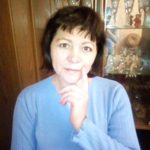 Девушки в Прокопьевске: Ирина, 60 - ищет парня из Прокопьевска
