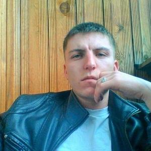 Парни в Мурманске: Игорь, 33 - ищет девушку из Мурманска