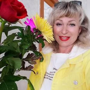 Девушки в Ангарске: Ольга Селяндина , 59 - ищет парня из Ангарска
