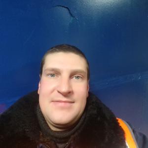 Илья, 38 лет, Архангельск
