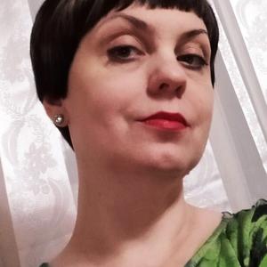 Девушки в Нижневартовске: Наталья, 49 - ищет парня из Нижневартовска