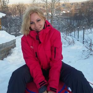 Девушки в Первоуральске: Катерина, 42 - ищет парня из Первоуральска